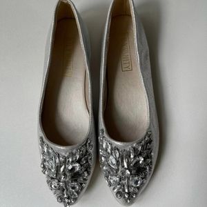💎Lily Vanity Silver Bling Studded Flats💎